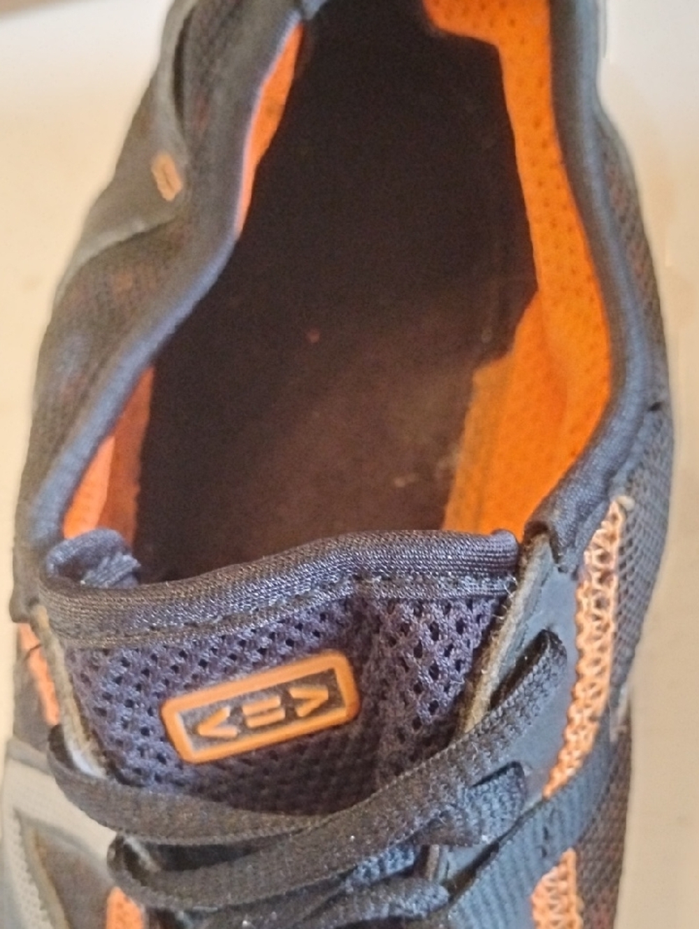 New Balance Minimus Trail Shoes Mens 11 Vibram Black Orange Lightweight - Picture 13 of 14